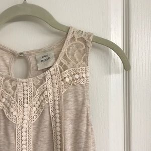 Size large Knox rose (target) cream tank top